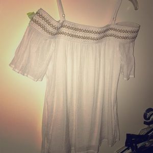 Off the shoulder blouse, M, Thalia S. For Macy’s.